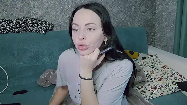 Brilliant Doll online show from November 29, 2025, 2:36 am