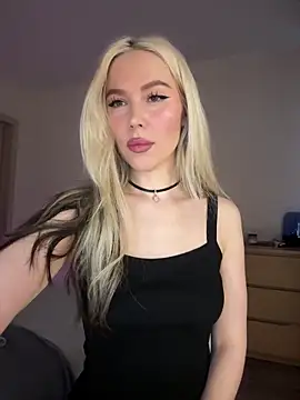 xDinnax online show from March 21, 2026, 5:01 am