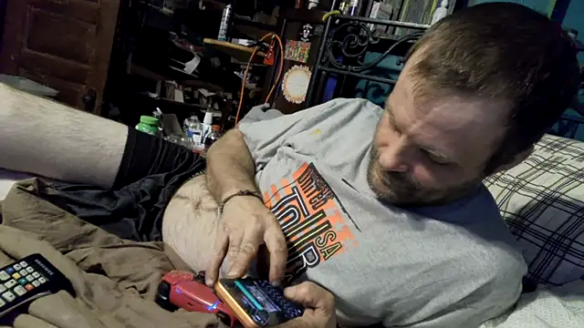 charactrzero online show from April 18, 2026, 2:59 am