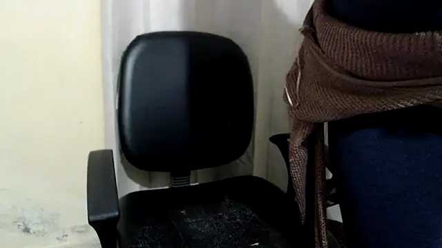 Snapshot of HOT_CHILLY chatting on February 25, 2025, 11:19 am HOT CHILLY online show from February 25, 2025, 11:19 am