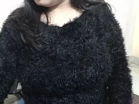 Snapshot of HOT_CHILLY chatting on December 3, 2025, 6:06 pm HOT CHILLY online show from December 3, 2025, 6:06 pm