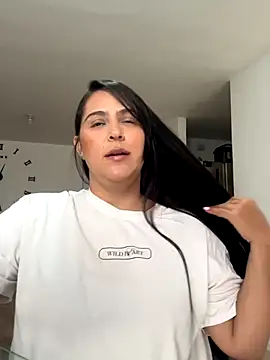 kendall 52 online show from September 30, 2025, 5:40 pm