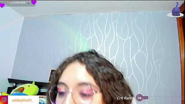 AshleyKim  online show from February 9, 2025, 1:44 am