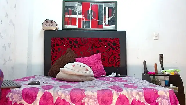 LexiStone  online show from April 14, 2026, 12:05 am