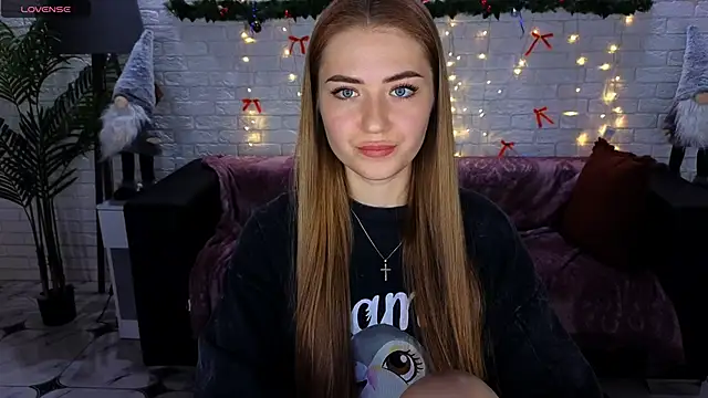 Adelyna Bird online show from December 26, 2024, 7:35 am