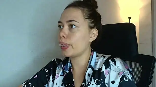 lisbet21x online show from September 24, 2025, 10:02 pm