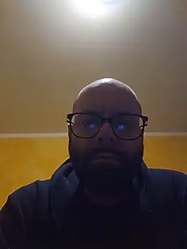 Dolceporco19 online show from November 1, 2025, 10:28 am