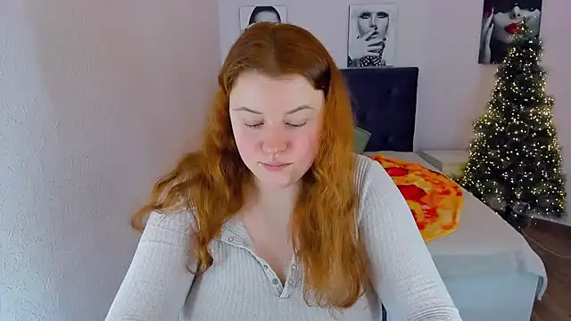 PolinaSalvatore online show from December 29, 2024, 10:56 am