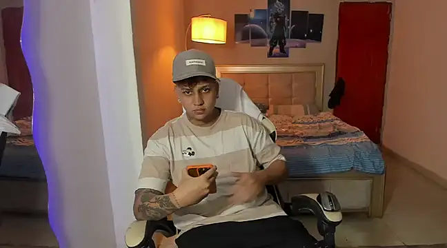 Jake simons online show from January 17, 2025, 2:39 am