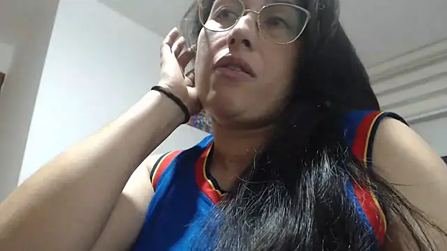 andreaisis2 online show from October 23, 2025, 3:39 am