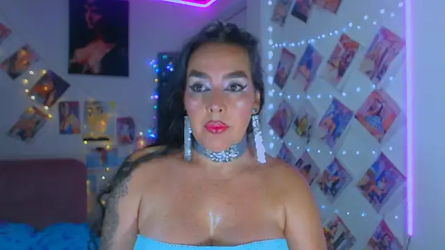 sweet vanessa 22 online show from September 8, 2025, 11:48 pm