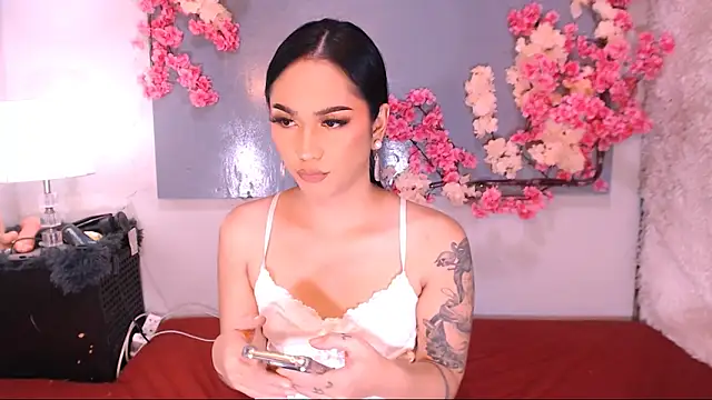 Oriental Tiara online show from September 11, 2025, 1:22 pm