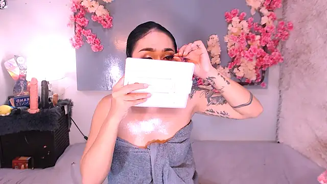 Oriental Tiara online show from October 18, 2025, 10:38 am