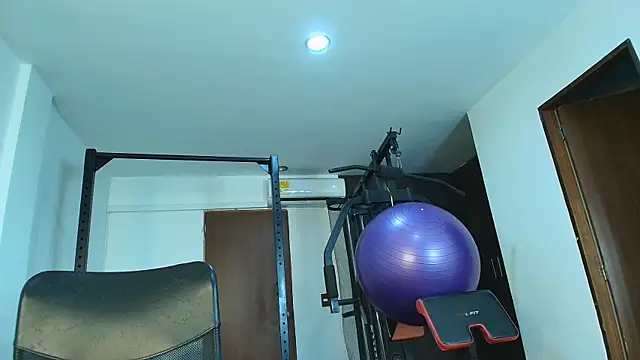 Lia sarahi online show from February 3, 2025, 11:31 am