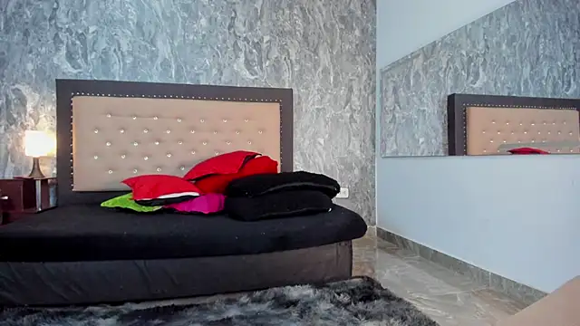 Lia sarahi online show from March 8, 2025, 11:05 am