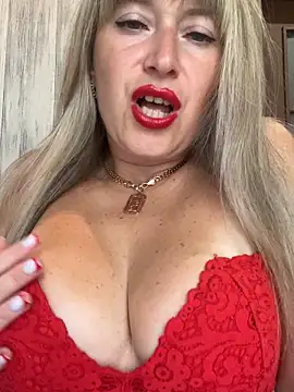 Kittenforyou online show from September 10, 2025, 8:25 am