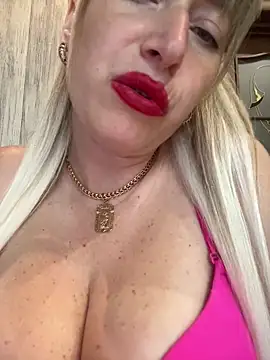 Kittenforyou online show from June 6, 2026, 11:59 am