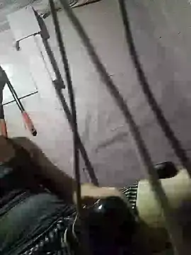 Wero4200 online show from September 17, 2025, 9:55 am