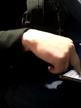 Wero4200 online show from November 24, 2025, 3:34 pm