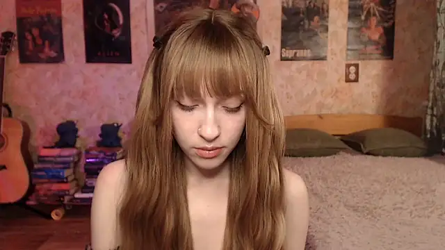 Friendly Ellie online show from March 24, 2026, 11:10 pm