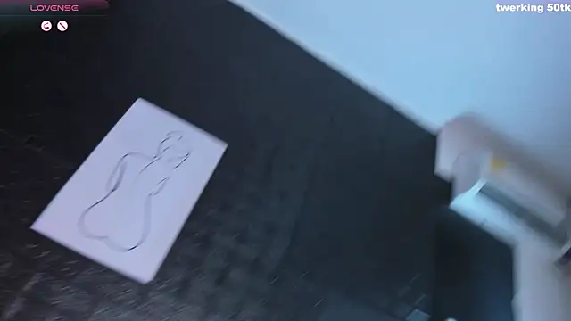 CelinayHanck online show from March 19, 2025, 4:02 pm