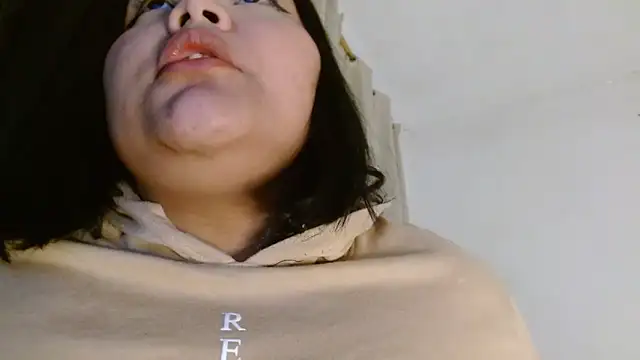 sexychubby    online show from January 5, 2025, 12:09 am