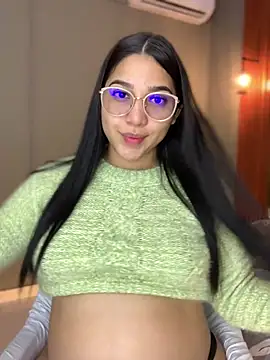 Amandanauty online show from December 22, 2024, 9:09 pm