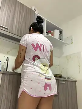 Amandanauty online show from December 29, 2024, 6:05 pm