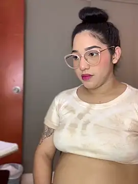 Amandanauty online show from January 7, 2025, 11:24 pm