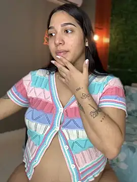 Amandanauty online show from January 30, 2025, 6:54 pm