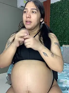 Amandanauty online show from March 2, 2025, 7:02 pm