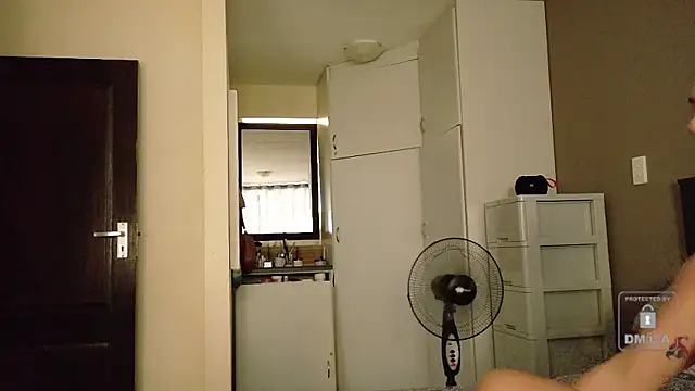 MissLMrJ online show from March 12, 2025, 11:42 am