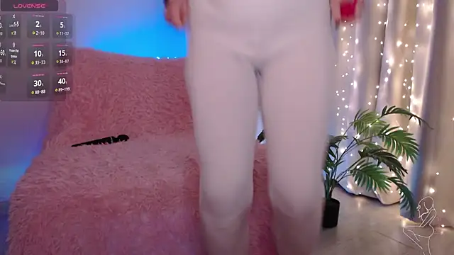 Zeeeme online show from April 18, 2026, 7:58 pm