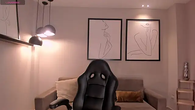 NickyLawson online show from February 16, 2025, 12:21 pm