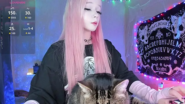 Misty Shadow online show from October 26, 2025, 10:15 pm