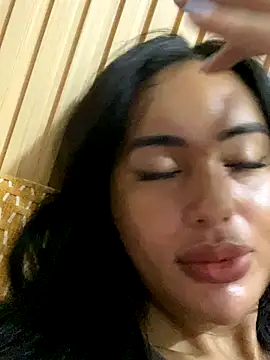 HeavenlyStar online show from November 16, 2025, 9:15 am