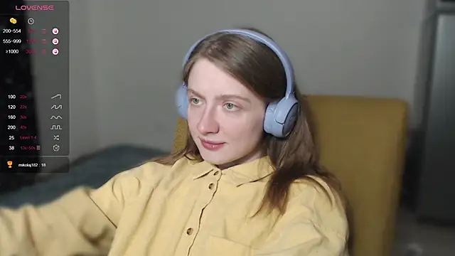 mollytuck online show from December 8, 2024, 1:58 pm