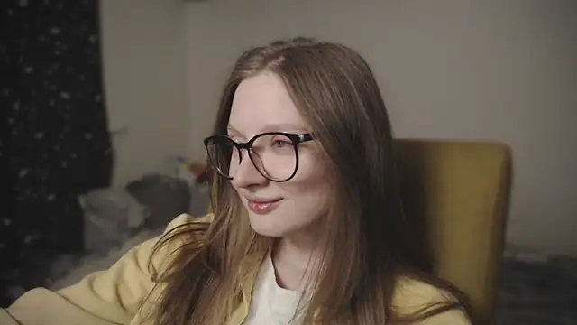 mollytuck online show from February 2, 2025, 2:02 pm