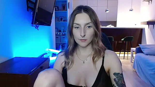 illusorycat online show from October 9, 2025, 7:01 pm