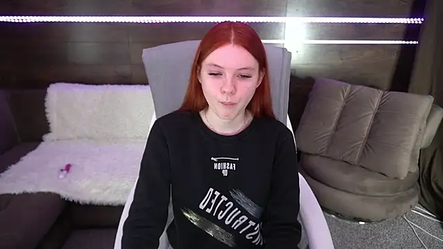 Snapshot of MaRich_Ka chatting on December 15, 2024, 11:01 am MaRich Ka online show from December 15, 2024, 11:01 am