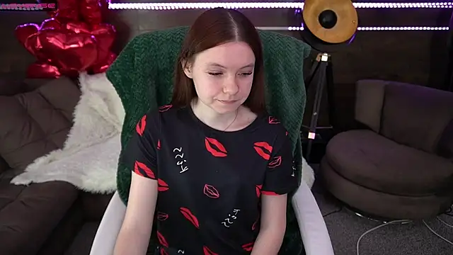 Snapshot of MaRich_Ka chatting on March 4, 2025, 9:51 am MaRich Ka online show from March 4, 2025, 9:51 am