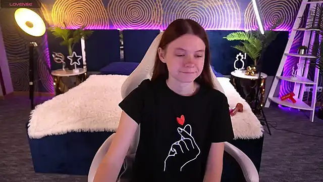 Snapshot of MaRich_Ka chatting on September 12, 2025, 6:02 am MaRich Ka online show from September 12, 2025, 6:02 am