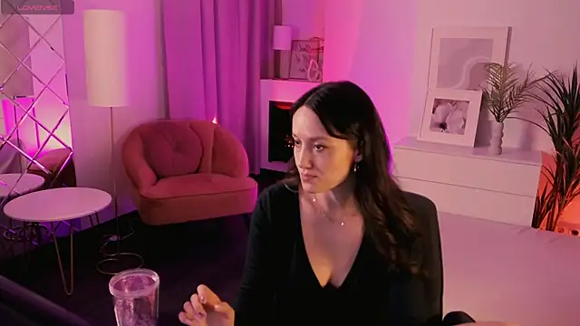 AgnesGoddess online show from September 26, 2025, 8:51 am