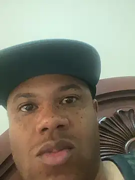 Iced cloudz online show from January 14, 2026, 3:39 pm