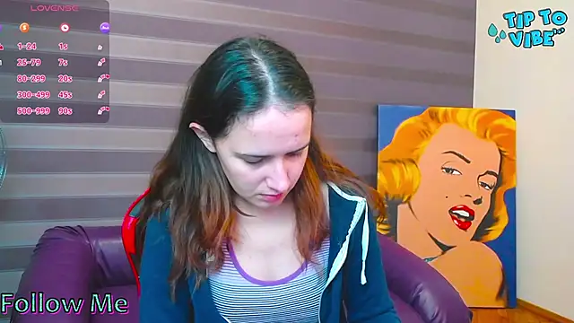 iris nikhols online show from September 12, 2025, 10:32 pm