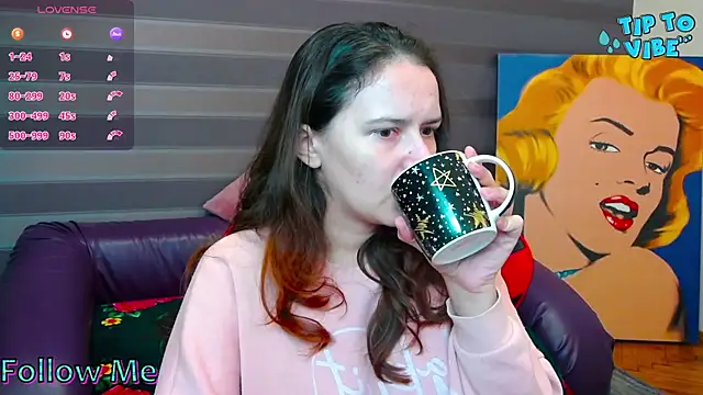 iris nikhols online show from October 4, 2025, 1:47 am