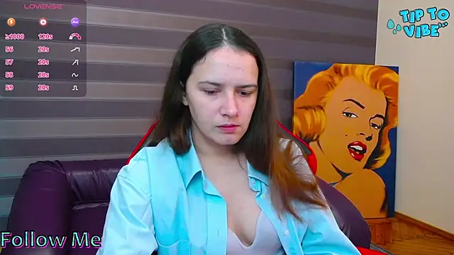 iris nikhols online show from October 28, 2025, 3:54 am