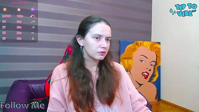 iris nikhols online show from November 25, 2025, 2:44 am