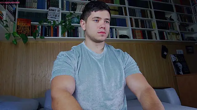 Arilas  online show from September 28, 2025, 6:41 am