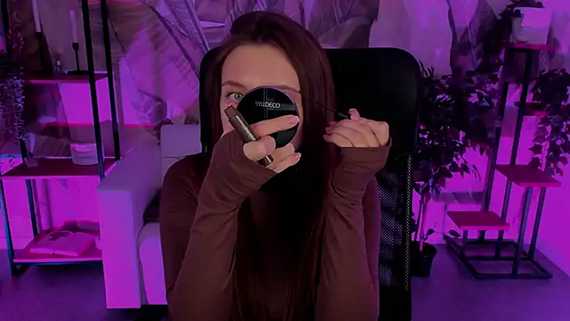 JennyDens online show from December 18, 2024, 5:59 am